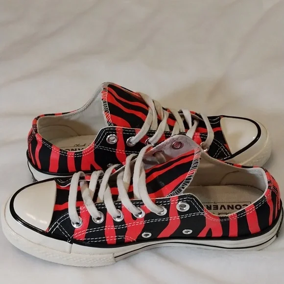 CONVERSE CHUCK TAYLOR 70 ALL STAR OX BLACK/ RACER PINK size 5.5 - Picture 8 of 13